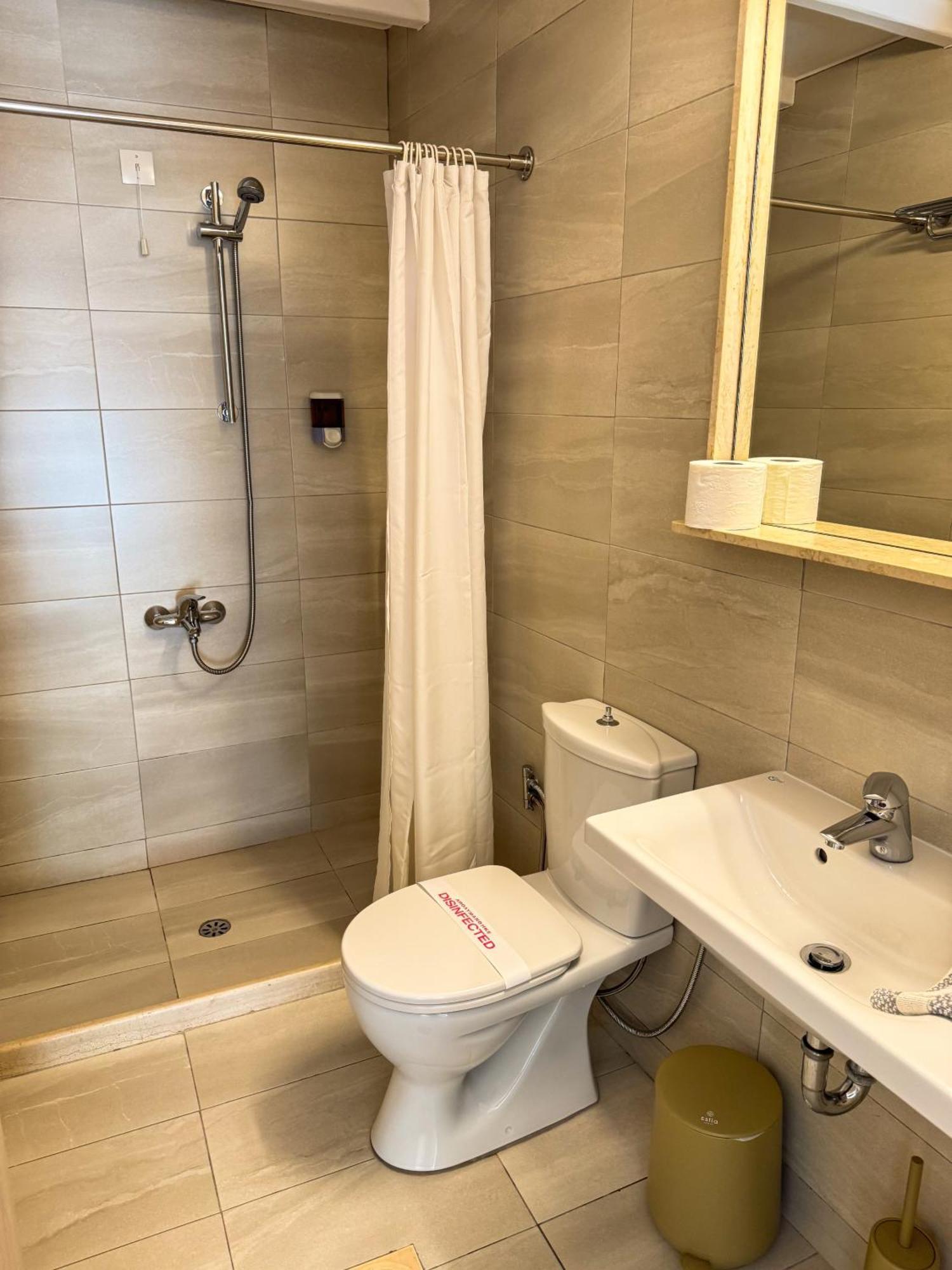 Filoxenia Apartments Adamantas  Zewnętrze zdjęcie