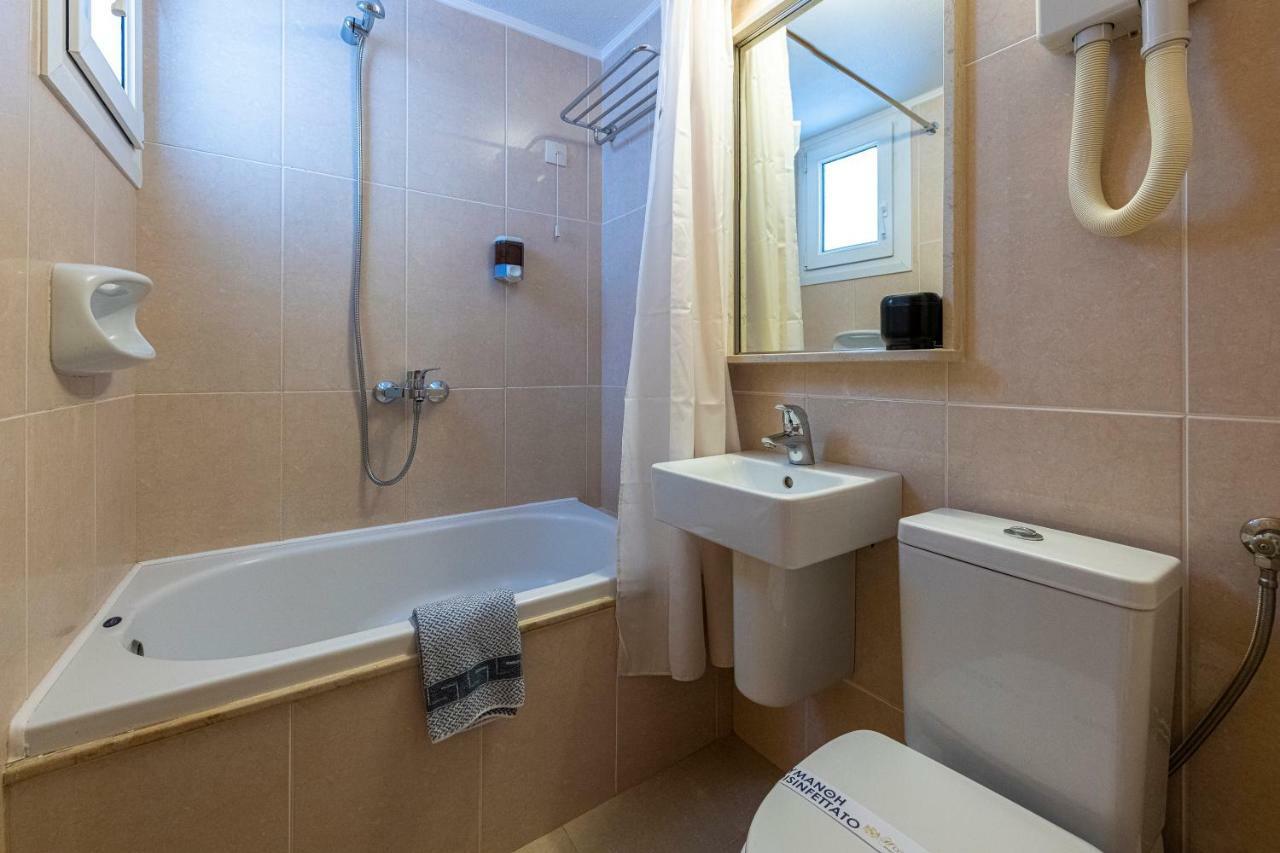 Filoxenia Apartments Adamantas  Zewnętrze zdjęcie